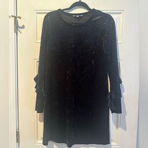 Mika & Gali Elegant Black Velvet Long Sleeve Dress Size M